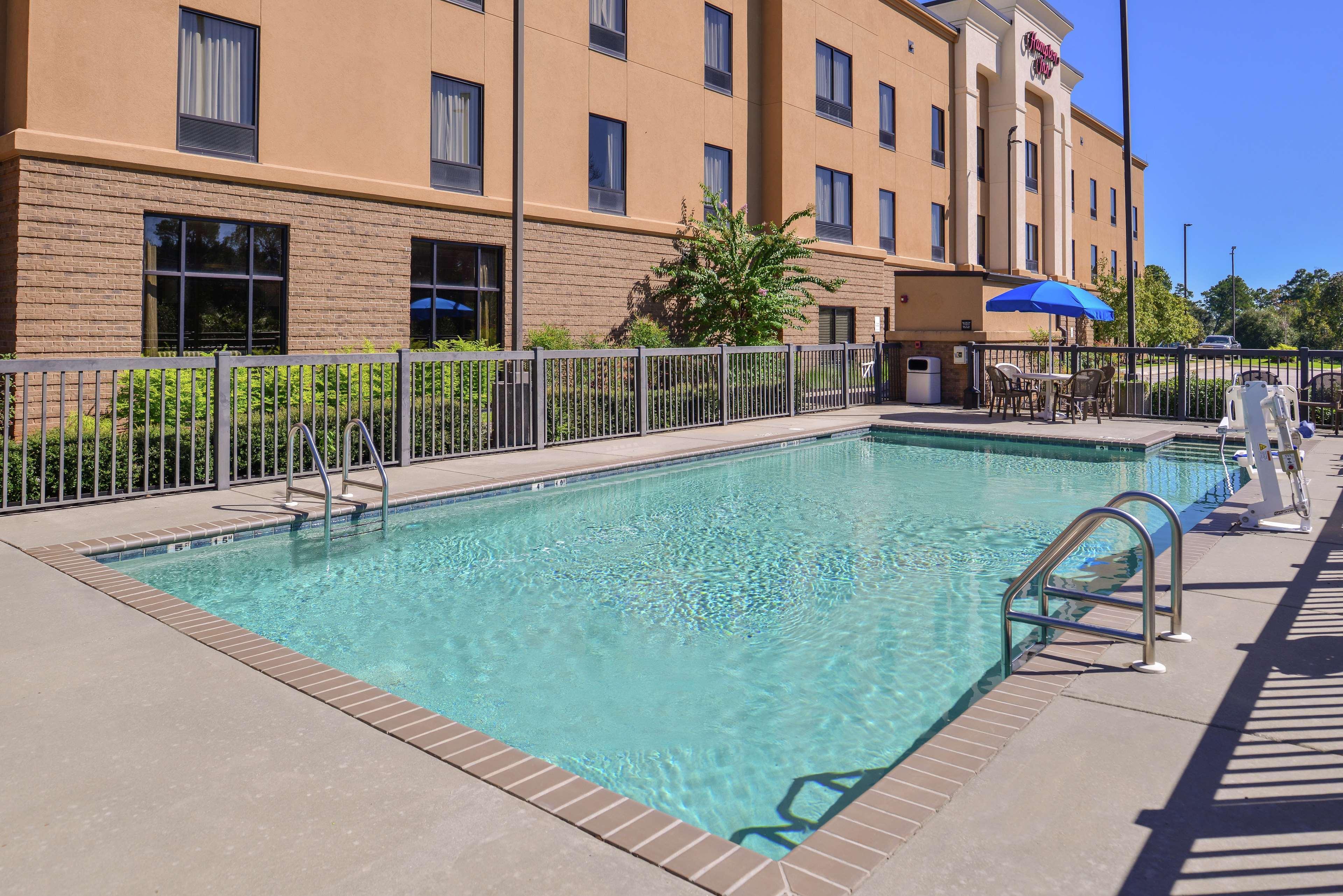 Hampton Inn Jackson-College Avenue Exterior foto
